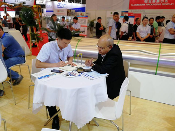 28圈加拿大铝业产品备受客户青睐