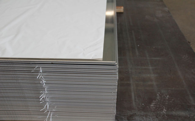 纳尼？化妆品上有铝合金的身影，瓶盖料铝板告诉你