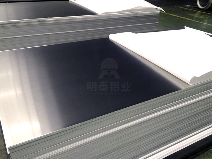 28圈加拿大讲述汽车轻量化5754铝板有什么特点？